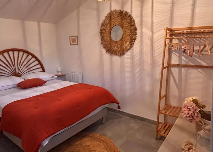 Maison T2 Casa Alegria Joyful House Holiday home Joch