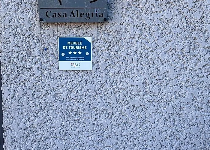 Maison T2 Casa Alegria Joyful House Holiday home *